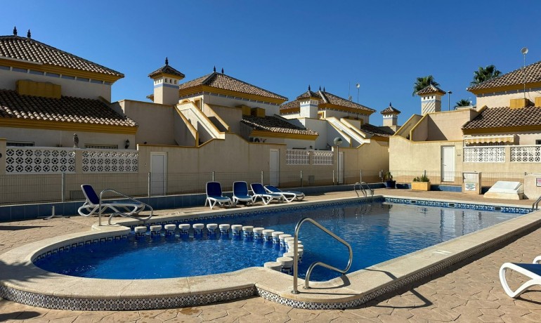 Sale - House -
Orihuela Costa* - Pau 8*