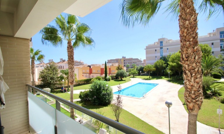 Sale - Apartment / Flat -
Orihuela Costa* - Villamartin*