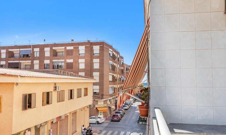 Revente - Appartement / Flat -
Torrevieja* - Las Calas*