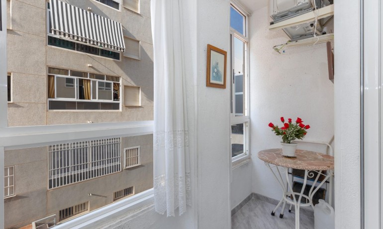 Sale - Apartment / Flat -
Torrevieja