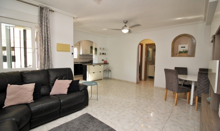 Sale - House -
Orihuela Costa* - Playa Flamenca*