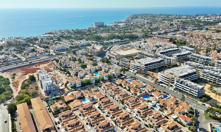 Herverkoop - Huis -
Orihuela Costa* - Playa Flamenca*