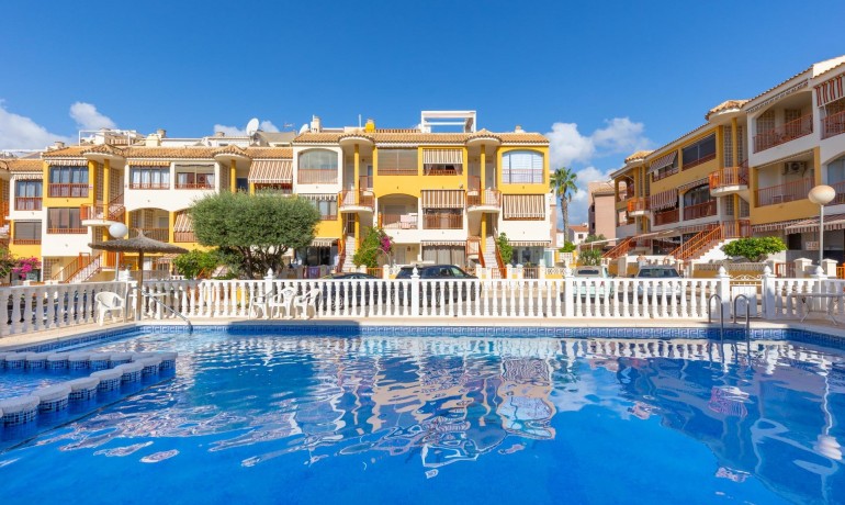 Sale - Apartment / Flat -
Torrevieja* - Torreblanca*