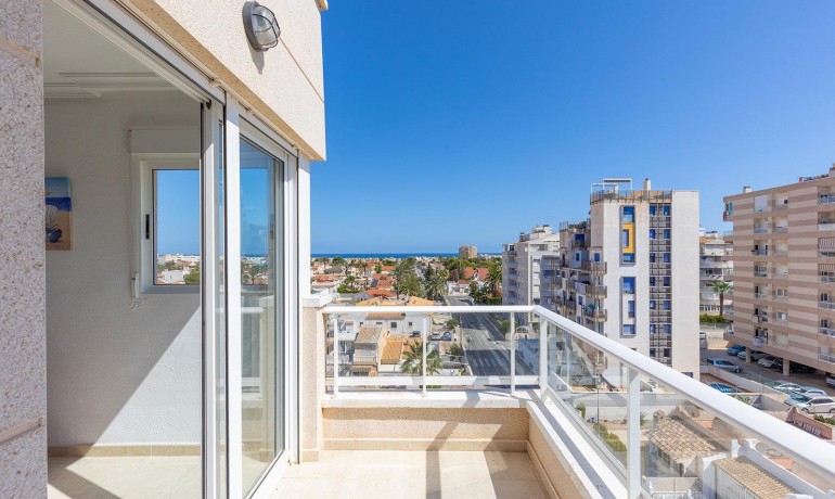 Herverkoop - Penthouse -
Torrevieja* - Nueva Torrevieja*