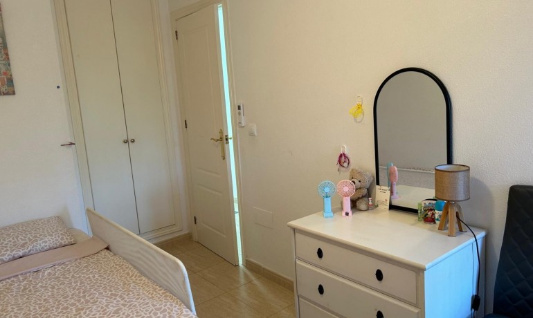 Revente - Appartement / Flat -
Alicante* - Daya Nueva*