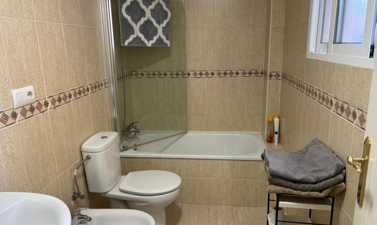 Revente - Appartement / Flat -
Alicante* - Daya Nueva*