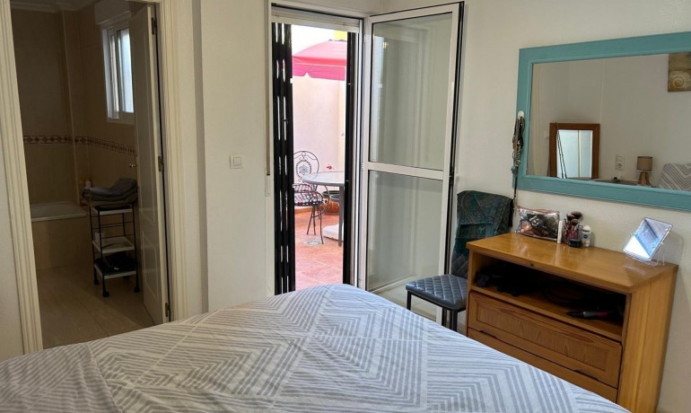 Revente - Appartement / Flat -
Alicante* - Daya Nueva*