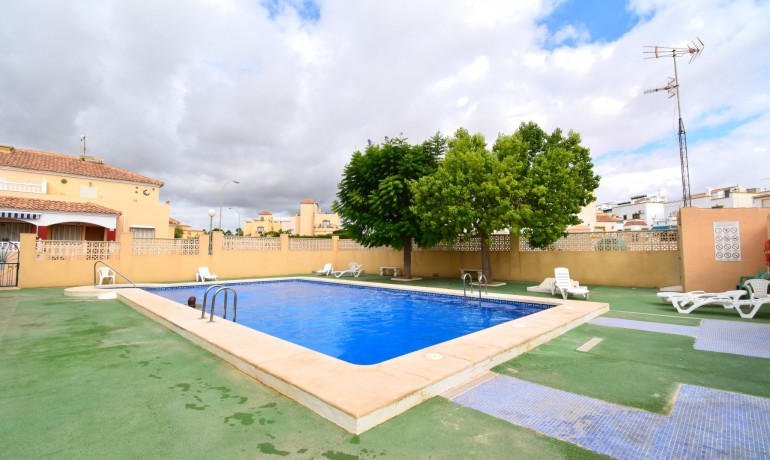 Sale - Quad -
Orihuela Costa* - Playa Flamenca*