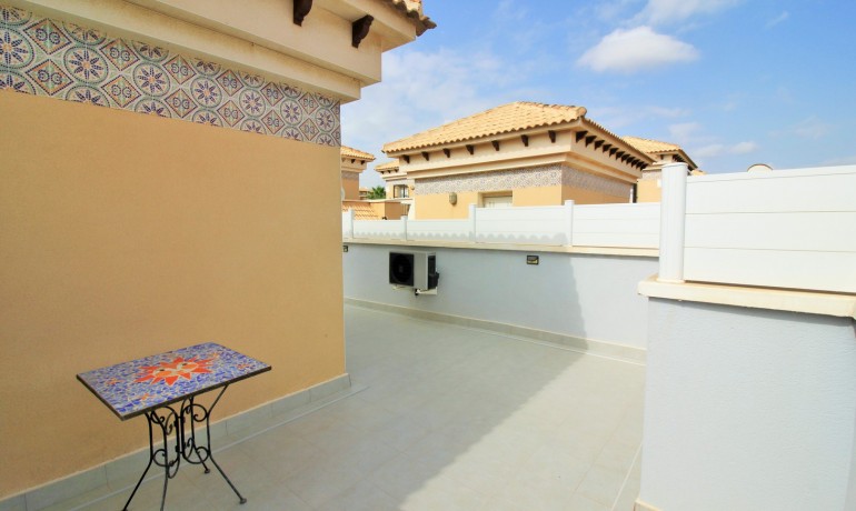 Sale - House -
Orihuela Costa* - Villamartin*