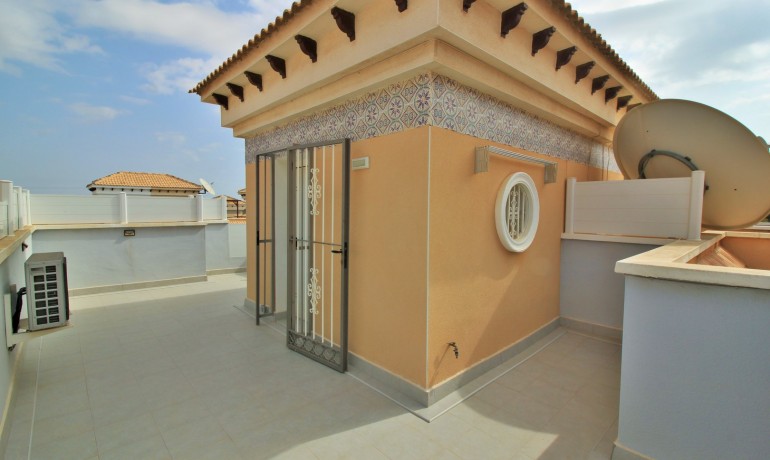 Revente - Maison -
Orihuela Costa* - Villamartin*