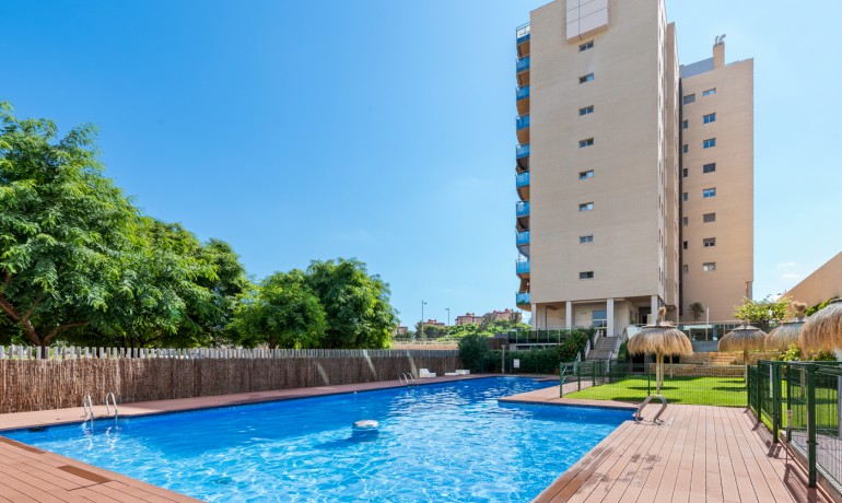 Sale - Apartment / Flat -
El Campello - El Amerador