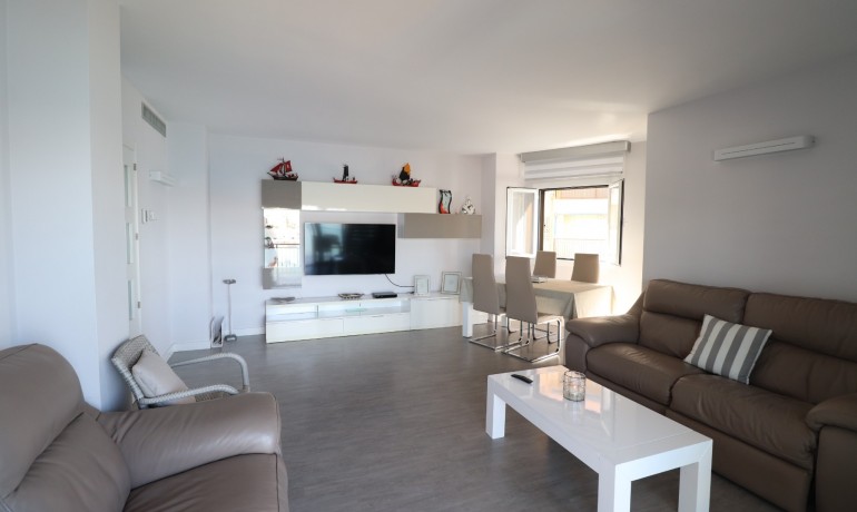 Revente - Appartement / Flat -
Torrevieja* - Playa del Cura*