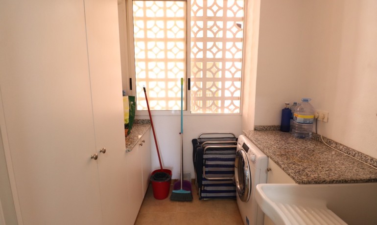 Sale - Apartment / Flat -
Torrevieja* - Playa del Cura*