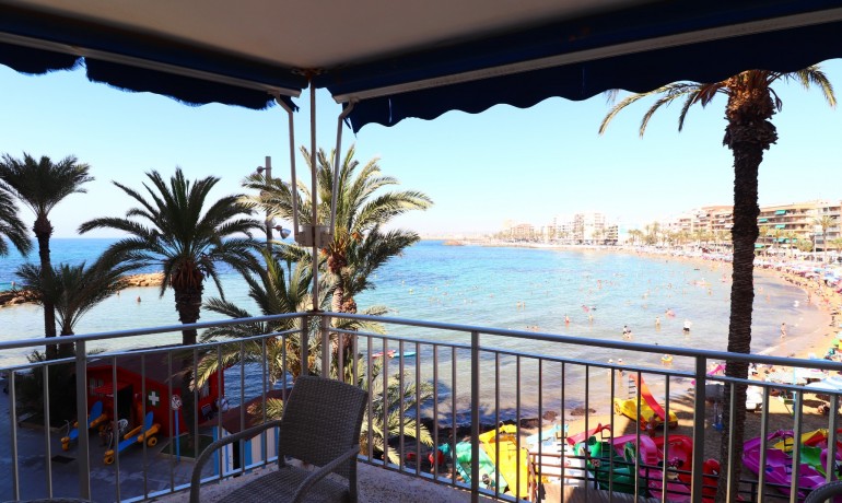 Sale - Apartment / Flat -
Torrevieja* - Playa del Cura*