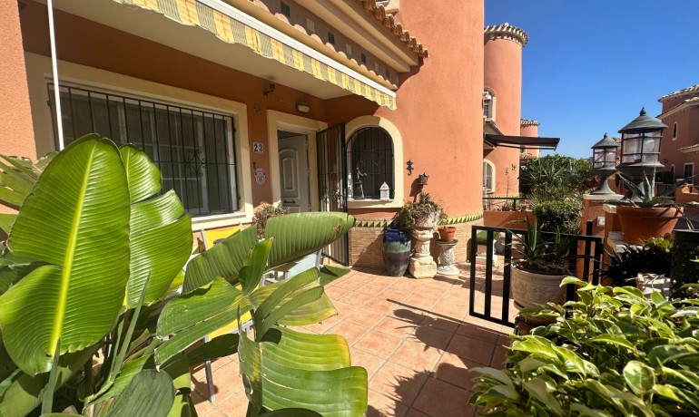 Sale - Villa -
Orihuela Costa* - Playa Flamenca*