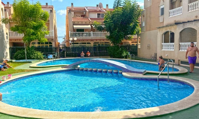 Sale - Apartment / Flat -
Torrevieja* - Parque Los Naciones*