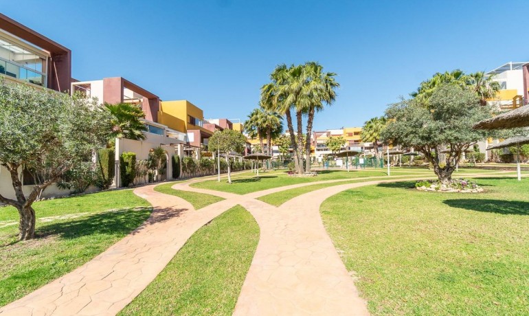 Herverkoop - Penthouse -
Orihuela Costa* - Playa Flamenca*