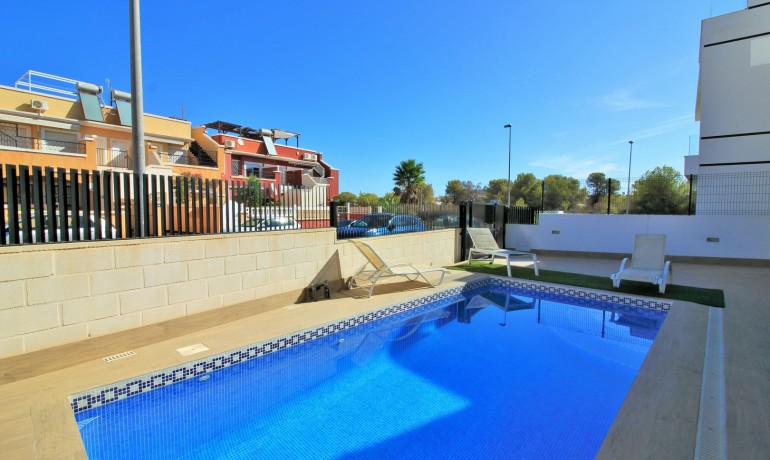 Revente - Villa -
Orihuela Costa* - Villamartin*