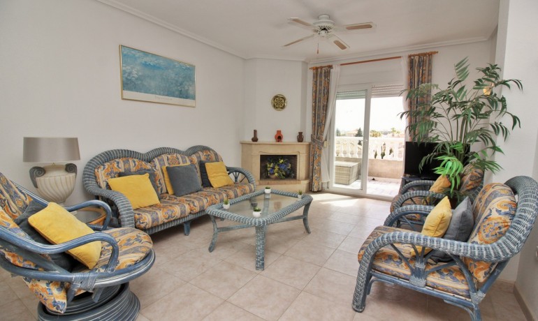 Sale - Apartment / Flat -
Orihuela Costa* - Playa Flamenca*