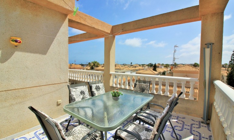 Sale - Apartment / Flat -
Orihuela Costa* - Playa Flamenca*