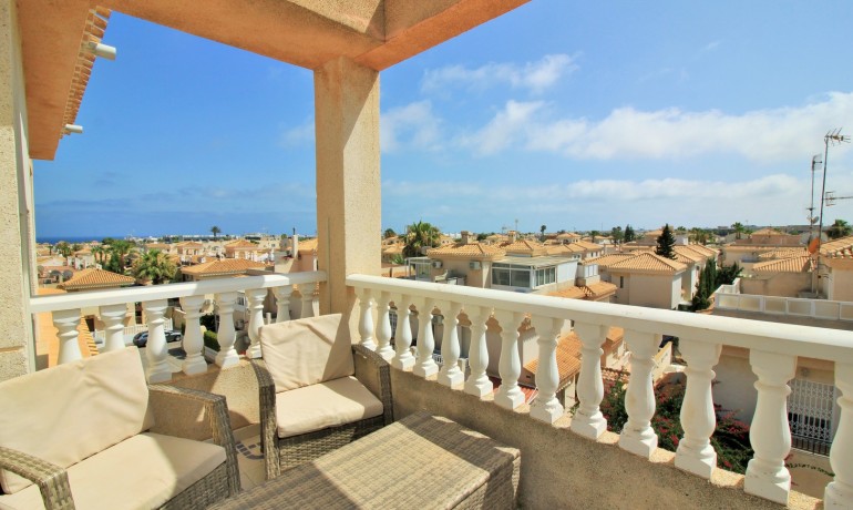 Sale - Apartment / Flat -
Orihuela Costa* - Playa Flamenca*