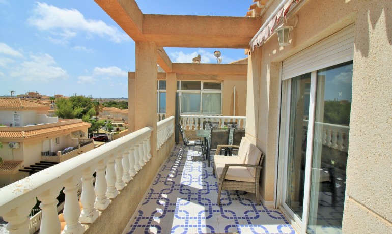 Sale - Apartment / Flat -
Orihuela Costa* - Playa Flamenca*