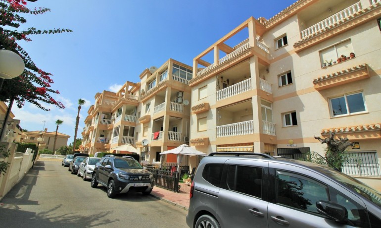 Revente - Appartement / Flat -
Orihuela Costa* - Playa Flamenca*