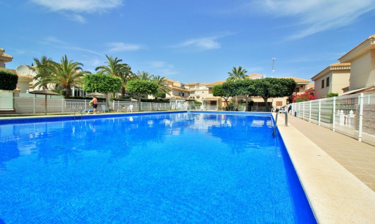 Sale - Apartment / Flat -
Orihuela Costa* - Playa Flamenca*