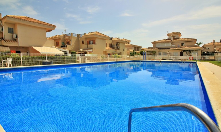 Sale - Apartment / Flat -
Orihuela Costa* - Playa Flamenca*