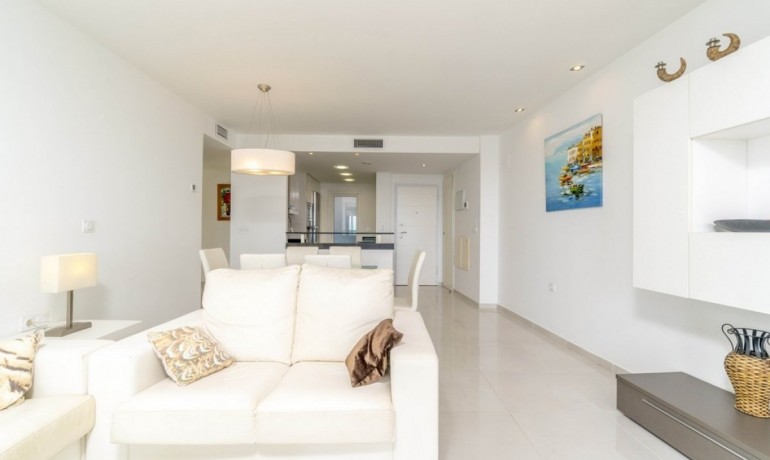 Sale - Apartment / Flat -
Torrevieja - Punta prima