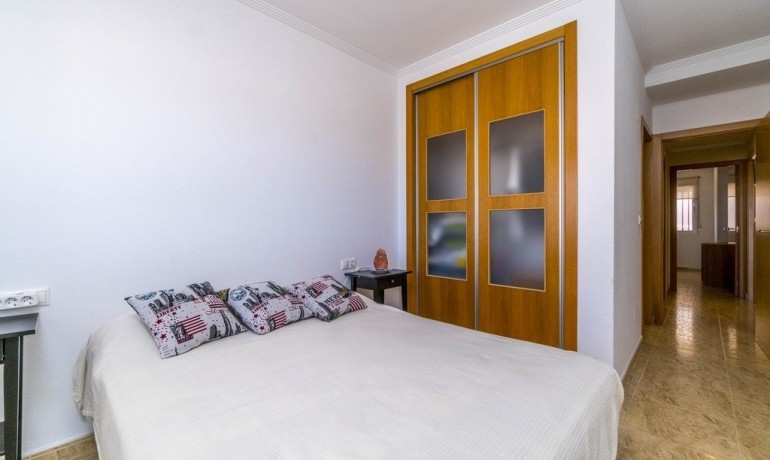 Revente - Appartement / Flat -
Orihuela Costa - Campoamor