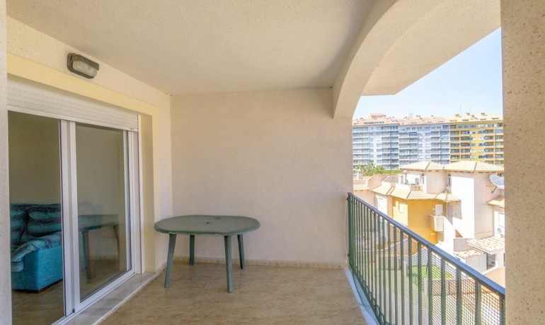 Revente - Appartement / Flat -
Orihuela Costa - Campoamor