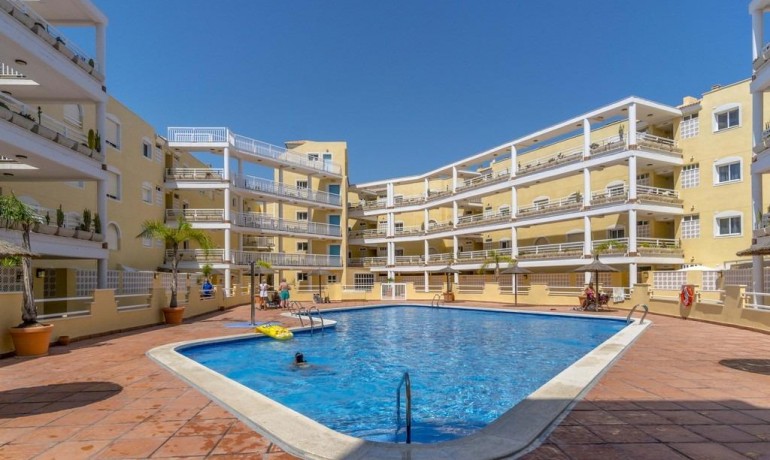 Sale - Apartment / Flat -
Orihuela Costa - Campoamor