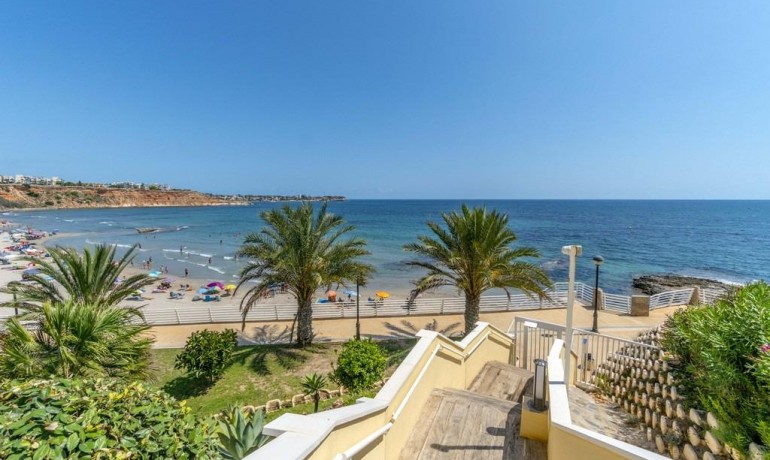 Revente - Appartement / Flat -
Orihuela Costa* - Campoamor