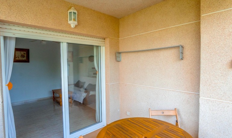 Revente - Appartement / Flat -
Orihuela Costa* - Campoamor