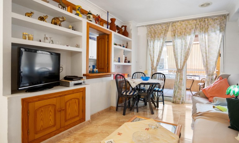 Sale - Apartment / Flat -
Torrevieja* - La Mata pueblo