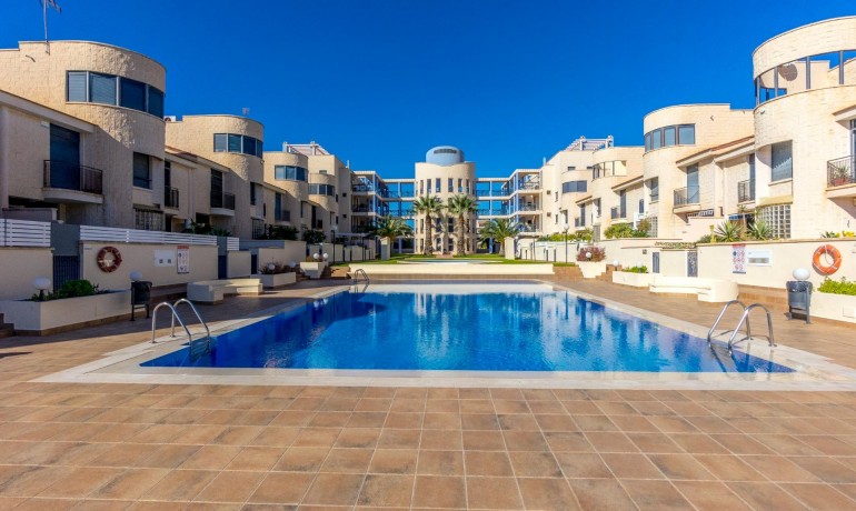 Sale - Townhouse -
Orihuela Costa - Campoamor