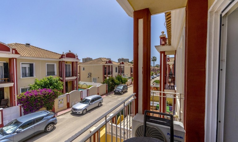 Sale - Townhouse -
Orihuela Costa - Campoamor