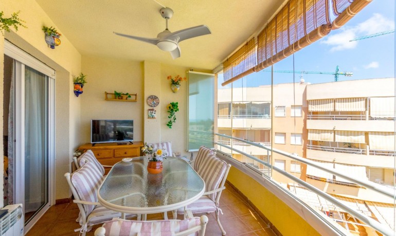 Revente - Appartement / Flat -
Orihuela Costa - Campoamor