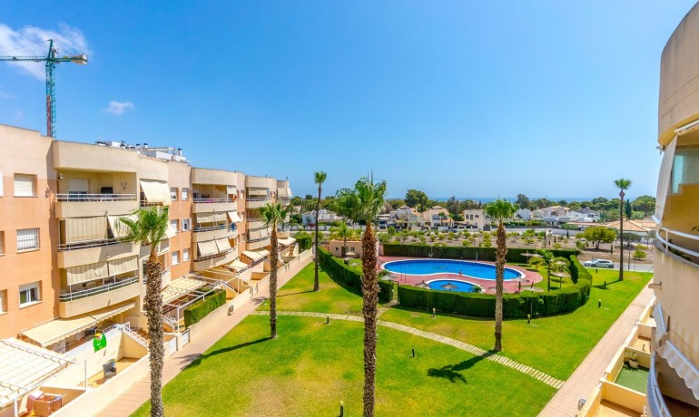 Herverkoop - Appartement / Flat -
Orihuela Costa - Campoamor