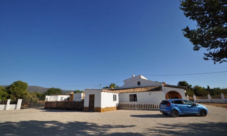 Herverkoop - Finca / Landgoed -
Pinoso