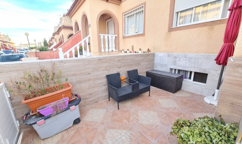 Sale - House -
Alicante* - Monforte del Cid*