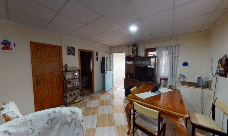 Sale - Villa -
Alicante* - Monovar*