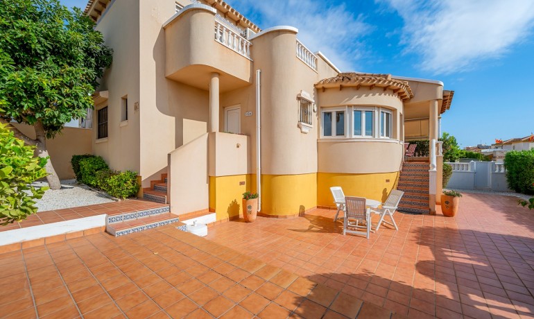 Sale - Villa -
Orihuela Costa* - Los Dolses*