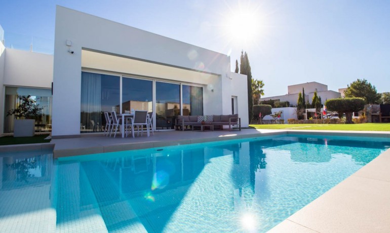 Sale - Villa -
Orihuela - Las colinas