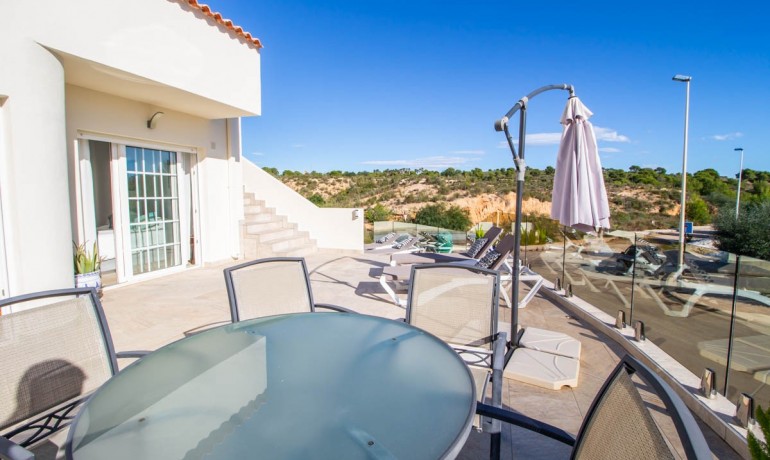 Sale - Villa -
Orihuela Costa* - Las Ramblas Golf*