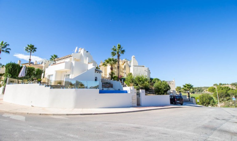 Sale - Villa -
Orihuela Costa* - Las Ramblas Golf*