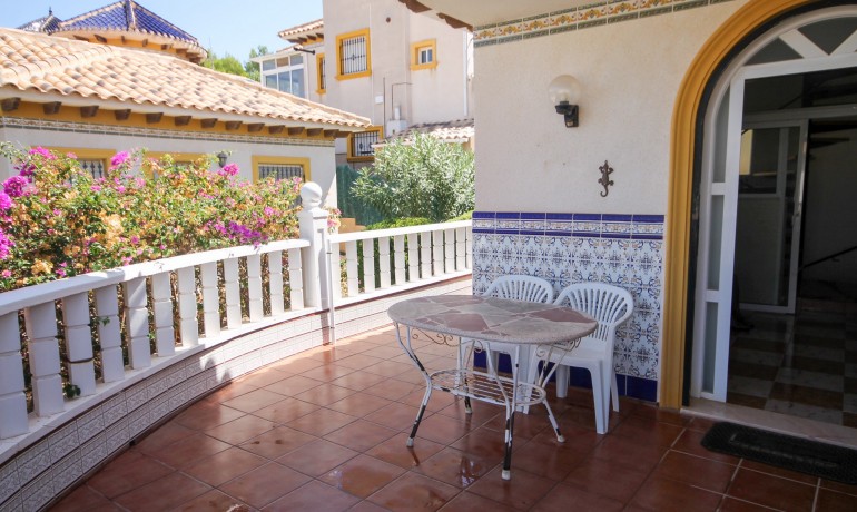 Herverkoop - Villa -
Orihuela Costa - Orihuela Costa Alicante