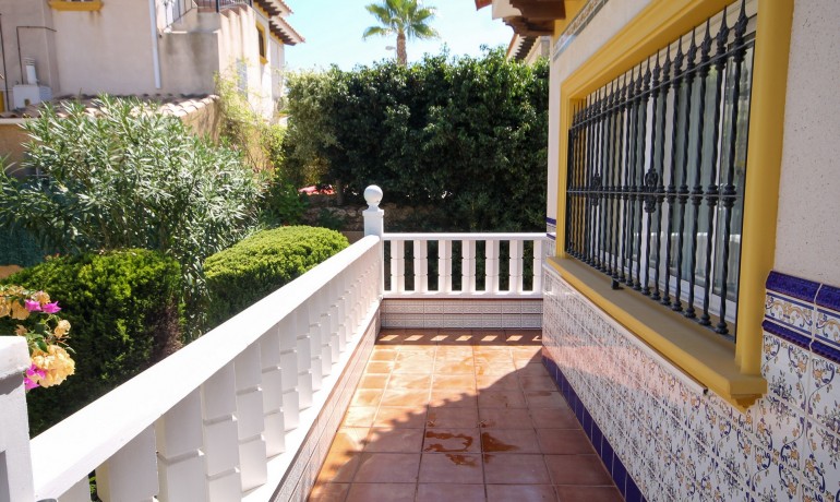 Herverkoop - Villa -
Orihuela Costa - Orihuela Costa Alicante