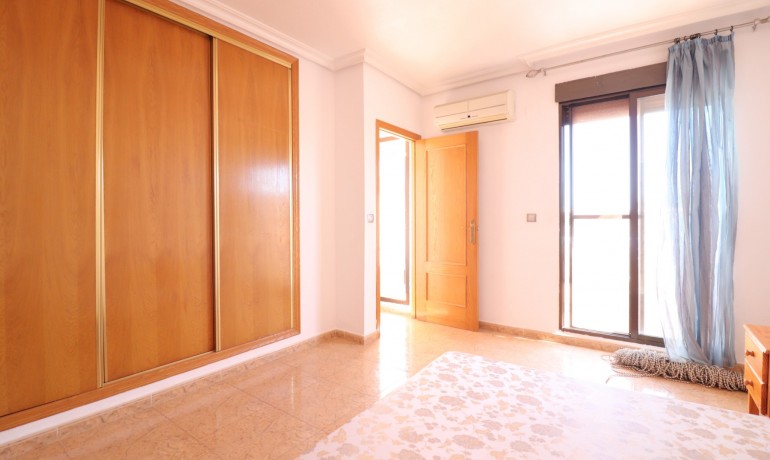 Sale - Apartment / Flat -
La Marina* - San Fulgencio*